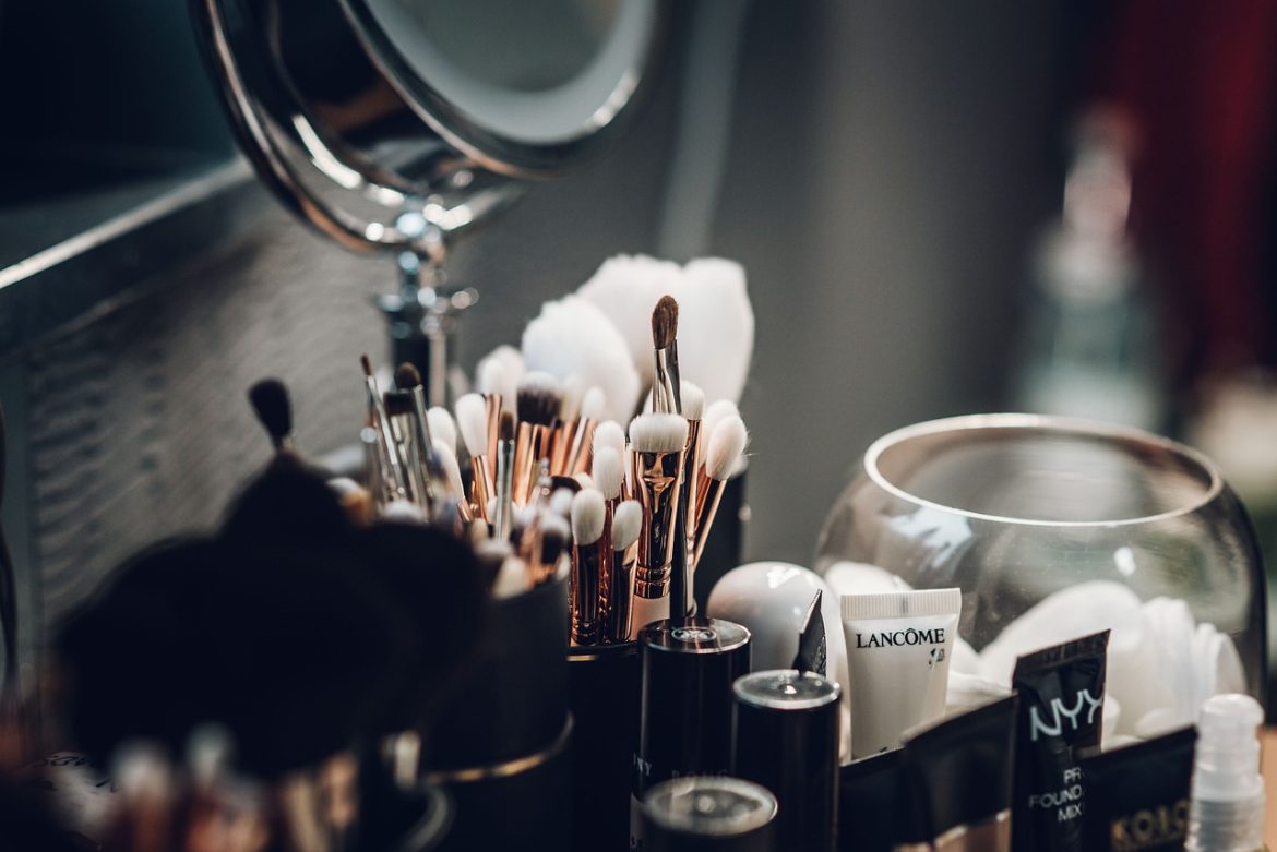 Ce înseamnă parabenii din cosmetice și cât de siguri sunt