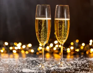 La Auchan, au început reducerile de Black Friday la șampanie și spumant. Pregătește-te din timp pentru sărbători!