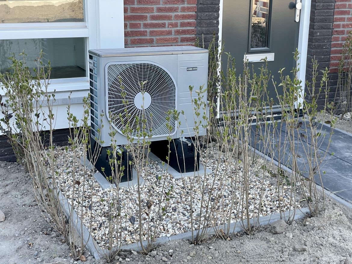 Pompe de căldură pentru încălzire și apă caldă: ce trebuie să știi înainte de instalare